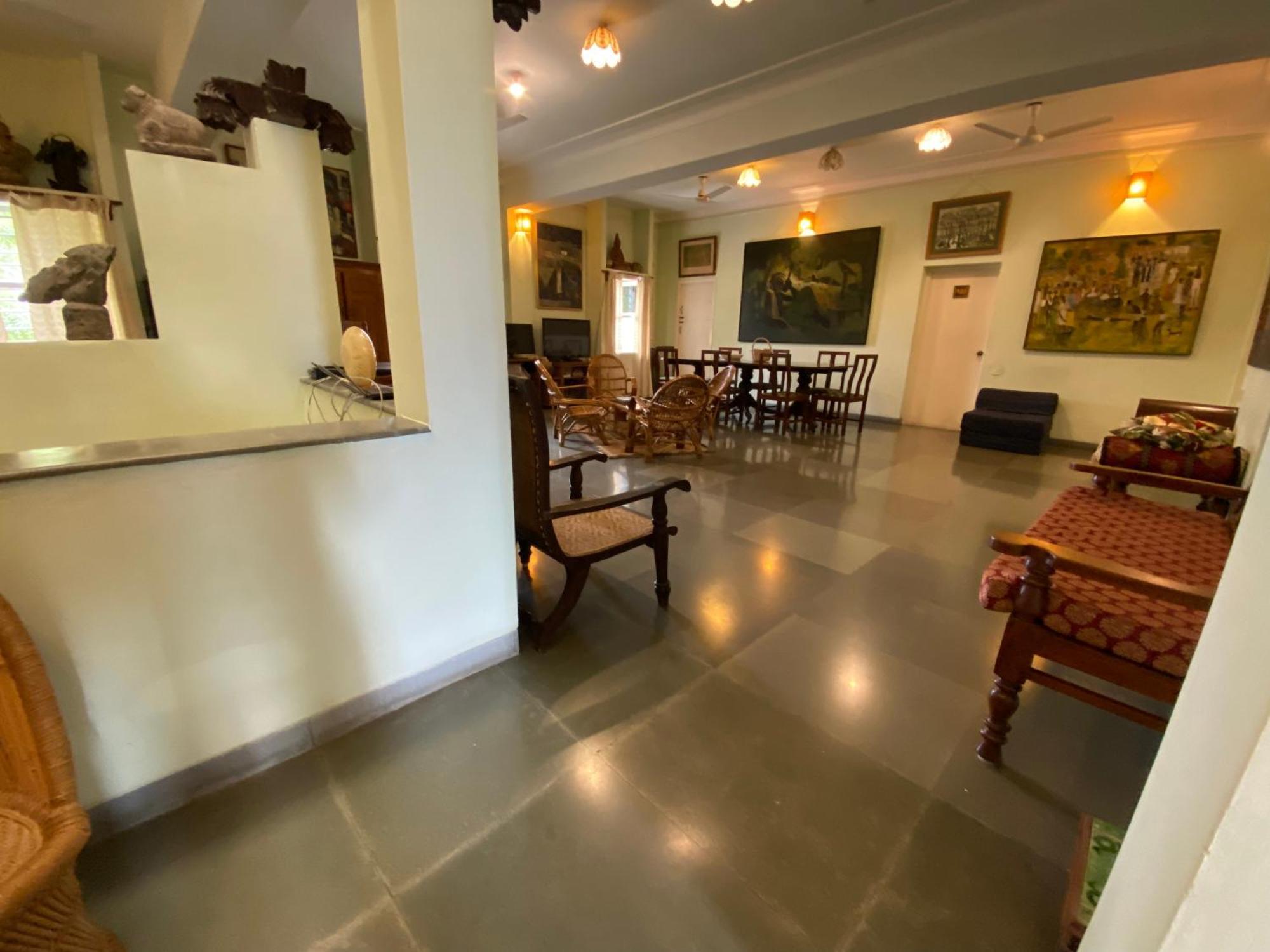 Aurodhan Art Gallery بونديتْشيري المظهر الخارجي الصورة