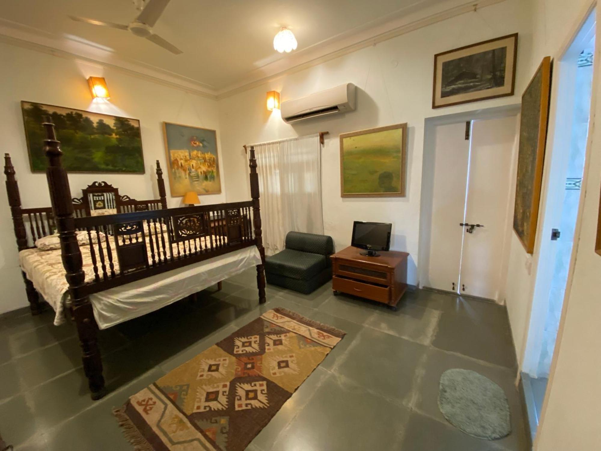 Aurodhan Art Gallery بونديتْشيري المظهر الخارجي الصورة