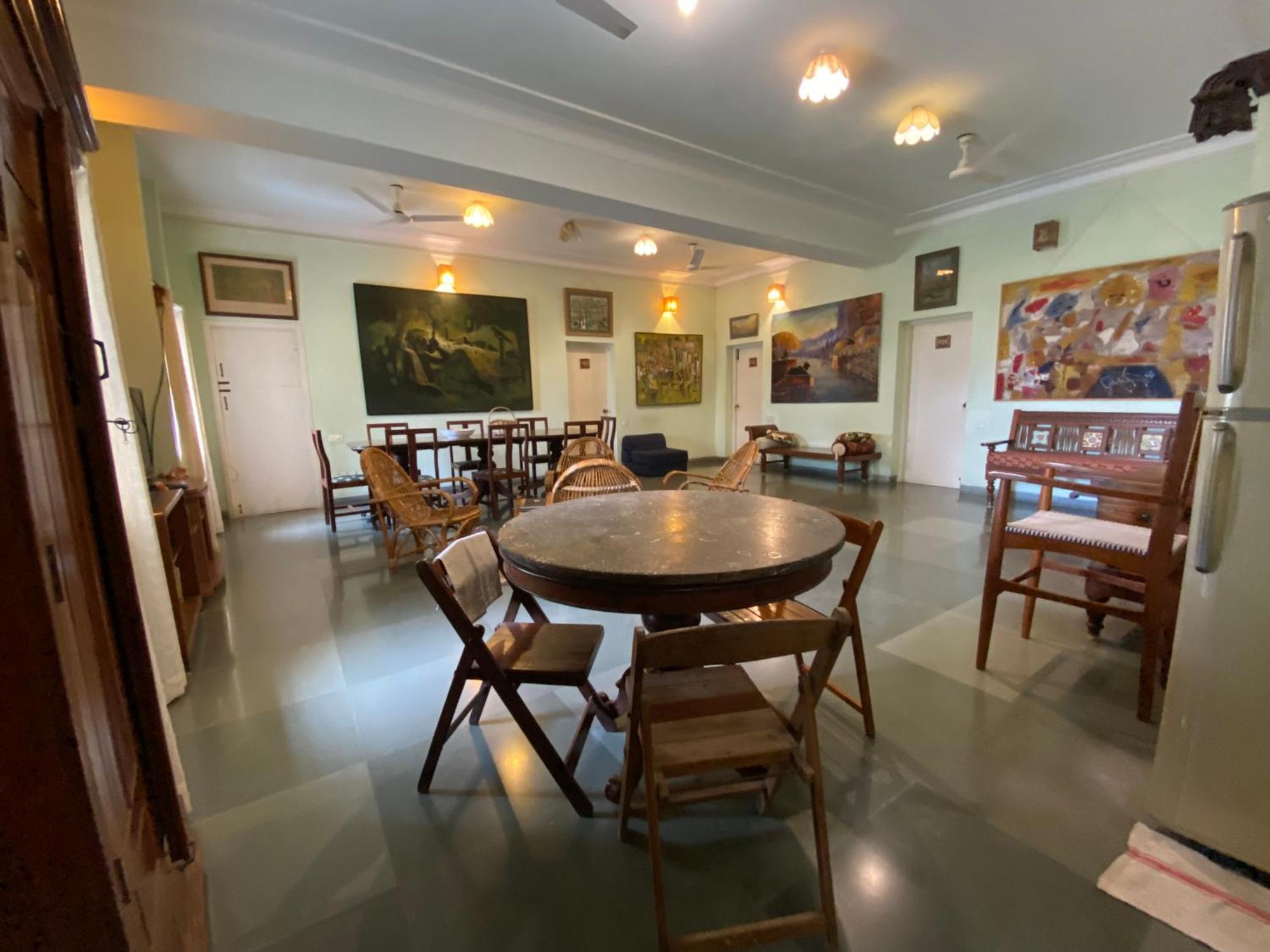 Aurodhan Art Gallery بونديتْشيري المظهر الخارجي الصورة