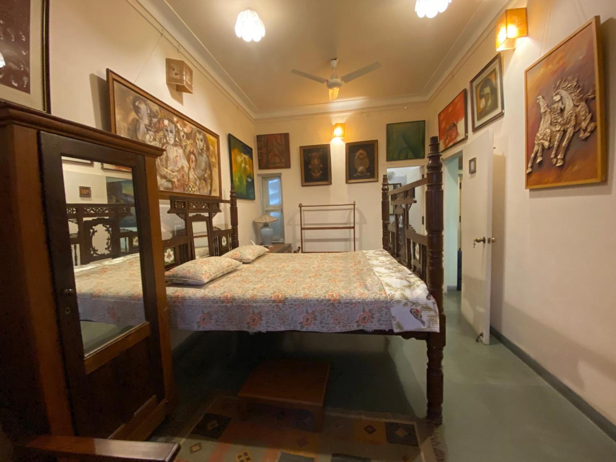 Aurodhan Art Gallery بونديتْشيري المظهر الخارجي الصورة